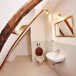 Albergue Homer - Old Town Square *