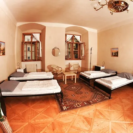 Hostel Homer - Old Town Square *
