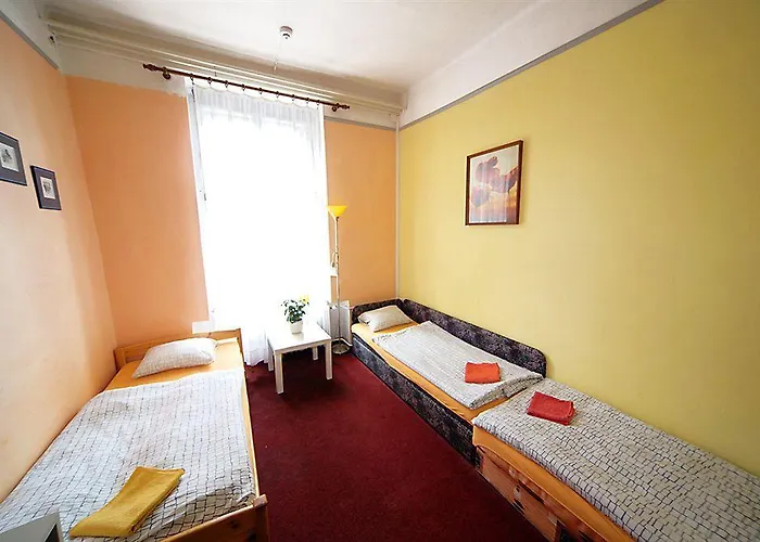 Homer - Old Town Square אכסניה פראג