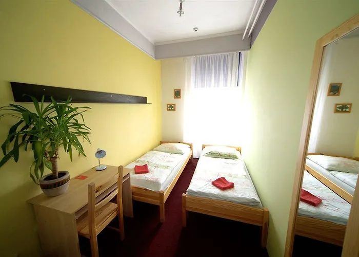 Homer - Old Town Square Hostel *