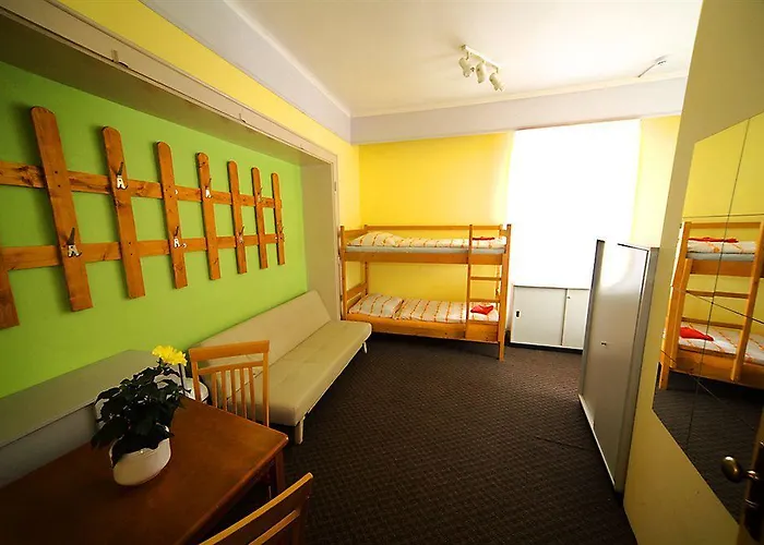 Hostel Homer - Old Town Square *