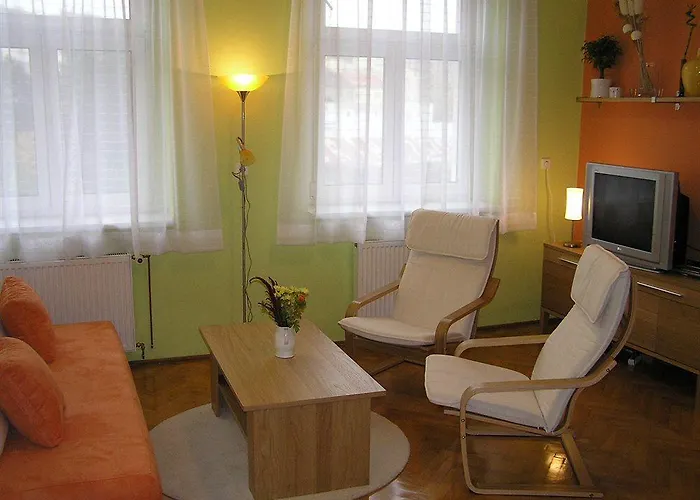 Hostel Homer - Old Town Square *