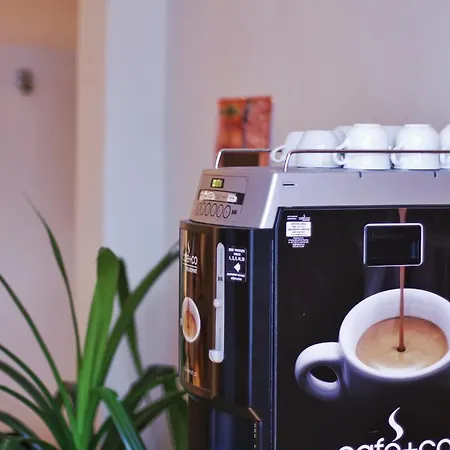 Homer - Old Town Square Prague