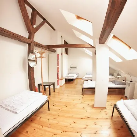 Homer - Old Town Square * Prague